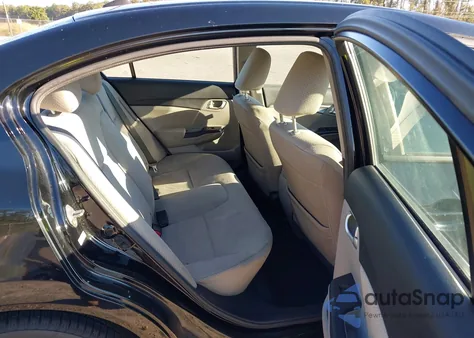 2013 Honda Civic Hybrid from USA, damaged, VIN 19XFB4F26DE200706